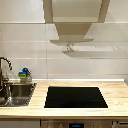Mauerblick In Der Altstadt Mit Smart Tv Waschtrockner Und Voll Ausgestatteter Kueche Lägenhet